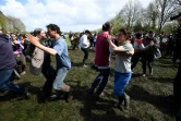 Des manifestants dansent sur le site de la Zad de Notre-Dame-des-Landes, le 15 avril 2018  
