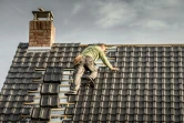 Aujourd'hui, 30% des épouses d'artisans sont salariées, 17% sont des collaboratrices et seules 2%, des associées