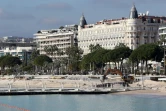 Sur la plage de Cannes, il ne restait par endroits qu'une maigre bande de sable de 5 à 15 mètres de large. L'objectif, c'est d'en avoir 30 à 40 mètres