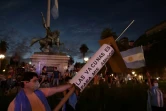 Des manifestants protestent en réaction au scandale des "vaccins VIP" à Buenos Aires en Argentine, le 27 février 2021