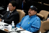 Le président du Nicaragua Daniel Ortega (à droite) et son ministre des Affaires étrangères Denis Moncada, le 16 septembre 2023 au sommet G77+Chine à La Havane
