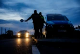 La police fédérale allemande arrête une voiture près de Forst, lors d'une patrouille près de la frontière avec la Pologne, le 11 octobre 2023