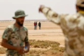 Gardes-frontière libyens à la frontière avec la Tunisie, près d'Al'Assah, le 30 juillet 2023