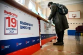 Dans un bureau de vote de Moscou, le 18 septembre 2021