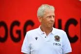 L'entraîneur de Nice Lucien Favre avant un match amical contre le Torino, le 30 juillet 2022 à l'Allianz Riviera