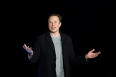 Le milliardaire Elon Musk présente la méga-fusée de SpaceX Starship, le 10 février 2022 près de Boca Chica, dans le sud du Texas 