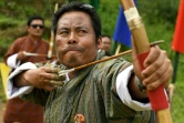 Un archer vise sa cible, le 25 août 2018 à Thimphou, au Bhoutan