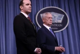 Brett McGurk, émissaire des Etats-Unis pour la coalition internationale antijihadistes, et le ministre de la Défense Jim Mattis, le 19 mai 2018 à Washington