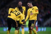 Les Belges Michy Batshuayi et Eden Hazard après un but contre l'Ecosse en match amical, le 7 septembre 2018 à Glasgow