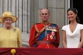 Pippa Middleton en compagnie de la reine Elizabeth II et de son époux le prince Philip au balcon de Buckingham Palace, le 29 avril 2011 à Londres