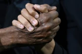 Poignée de mains entre Kylian Mbappé et Pelé à l'Hôtel Lutetia le 2 avril 2019