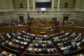 Le Premier ministre Alexis Tsipras s'exprime devant les députés au Parlement, à Athènes le 18 mai 2017