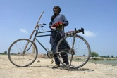 Muhammad Ayub, un ouvrier itinérant dans les briqueteries, le 4 septembre 2022 dans la région d'Agilpur au Pakistan