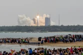 Des passionnés se sont rassemblés sur les plages aux alentours du centre de lancement de Wenchang, dans le Hainan (sud de la Chine) pour voir le lancement du premier des trois éléments de la station spatiale chinoise, le 29 avril 2021