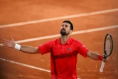 Novak Djokovic durant son match contre Jannik Sinner en demi-finale de Roland-Garros, le 6 juin 2025 à Paris 