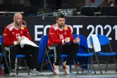Les gardiens de but de l'équipe de France de handball, Vincent Gérard (g) et Yann Genty, lors de la demi-finale du Mondial contre la Suède, le 29 janvier 2021 au Caire