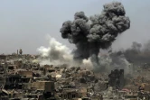 Bombardements de la coalition internationale menée par les Etats-Unis, le 9 juillet 2017 sur des positions de l'EI à Mossoul, en Irak