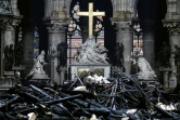 Les dégâts à l'intérieur de Notre-Dame de Paris, le 16 avril 2020 au lendemain du terrible incendie qui a dévasté la cathédrale