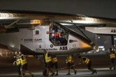 L'avion Solar Impulse 2 s'apprête à décoller de l'aéroport international du Caire le 24 juillet 2016
