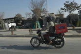 Un livreur à Kaboul, le 16 janvier 2018