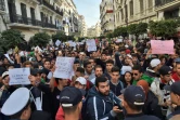Des étudiants algériens manifestent contre un 5e mandat d'Abdelaziz Bouteflika, à Alger, le 5 mars 2019