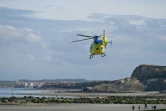 Un hélicoptère des secours à Wimereux, après le naufrage de migrants, le 23 avril 2024 dans le Pas-de-Calais