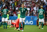 Le désarroi du milieu de terrain allemand Toni Kroos après l'élimination de son équipe dès le 1er tour du Mondial, le 27 juin 2018 à Kazan
