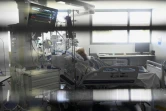Un patient atteint du Covid-19 dans une chambre du service de soins intensifs des Hôpitaux universitaires de Strasbourg (HUS), le 28 juillet 2021