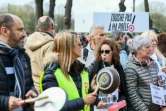 Manifestation des salariés du groupe Seb contre un projet de loi visant à interdire les substances per- et polyfluoroalkyles (PFAS) en France à partir de 2026, le 3 avril 2024 à Paris