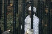 L'ancien président du Soudan Omar el-Béchir assiste à son procès à Khartoum, le 19 août 2019