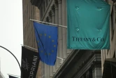 Le drapeau de l'enseigne de joaillerie Tiffany à New York, le 12 janvier 2015