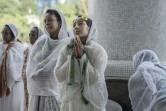 Des fidèles orthodoxes prient à l'église Bole Medhanialem d'Addis-Abeba, à l'occasion de la fête du nouvel an éthiopien, Enkutatash, le 11 septembre 2022
