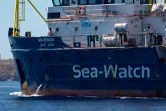 Image du navire Sea-Watch extraite d'une vidéo de l'organisation Local Team tournée au large de l'île de Lampedusa (Italie) le 26 juin 2019