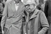 André Glucksmann (L), Jean-Paul Sartre (R) au Palais de l'Elysée pour défendre l'opération "un bateau pour le Vietnam" le 26 juin 1979