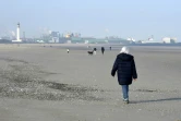 La plage de Dunkerque, le 27 février 2021, premier week-end confiné dans l'agglomération urbaine, avec des sorties sous forte restriction 