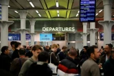 Des passagers attendent d'embarquer à la gare de St Pancras à Londres