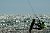 Salvatore Flaccovio, 39 ans, pratique le kitesurf à Ladispoli, le 7 mai 2020 