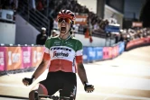 La joie de l'Italienne Elisa Longo Borghini, après avoir remporté en solitaire la 2e édition de Paris-Roubaix Femmes, le 16 avril 2022