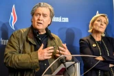 Steve Bannon et Marine Le Pen lors d'un congrès du FN à Lille, le 10 mars 2018 northern France.