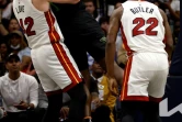 Kevin Love (G), du Miami Heat, commet une faute sur le joueur star des Pelicans, Zion Williamson, lors d'un match de saison régulière de NBA, le 23 février 2024 à La Nouvelle-Orléans