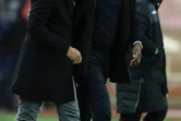 Accolade entre les entraîneurs et ex-coéquipiers, le Monégasque Thierry Henry et le Niçois Patrick Vieira à l'issue de leur duel à Louis-II, le 16 janvier 2019