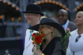 Quelque 500 couples ont célébré un mariage symbolique le 10 juillet 2022 à New York, une cérémonie pleine de couleurs, de joie et d'émotion pour panser les blessures du Covid