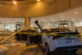 Une voiture endommagée dans un hotel d'Acapulco touché par le séisme du 8 septembre 2021