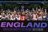La joie des Anglaises, après avoir remporté le Grand Chelem en battant la France, 24-12, lors du Tournoi des Six nations, le 30 avril 2022 à Bayonne