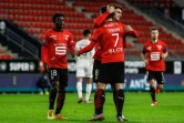 Rennes, porté par Clément Grenier enlacé par Martin Terrier, a battu le FC Metz au Roazhon Park, le 23 décembere 2020