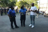 Des policiers de quartier participent à la cérémonie pour Davell Gardner à Brooklyn, le 12 septembre 2020