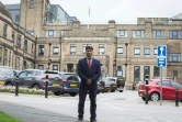Nijam Uddin Mohammed devant l'hôpital de Bradford où il sert à temps partiel d'interprète. Le 20 août 2018