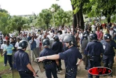 Mercredi 3 mai 2006

Nouvelle mobilisation du collectif &quot;Agir pour nout tout&quot; devant la préfecture