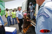 Plus de 8 000 Comoriens &quot;sans papiers&quot; ont été expulsés de Mayotte en 2004