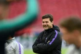 L'entraîneur de Tottenham Mauricio Pochettino dirige une séance d'entraînement, le 7 mai 2019 à Amsterdam